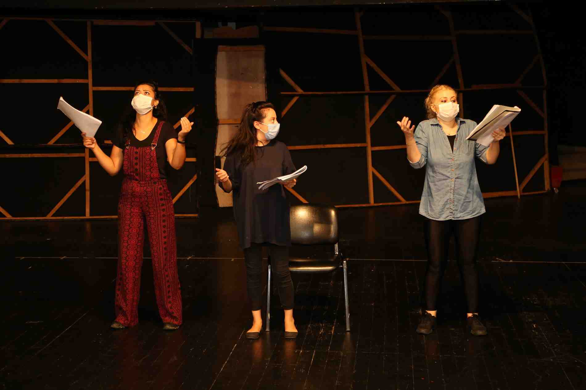 TİYATRO SEVERLERE MÜJDE!